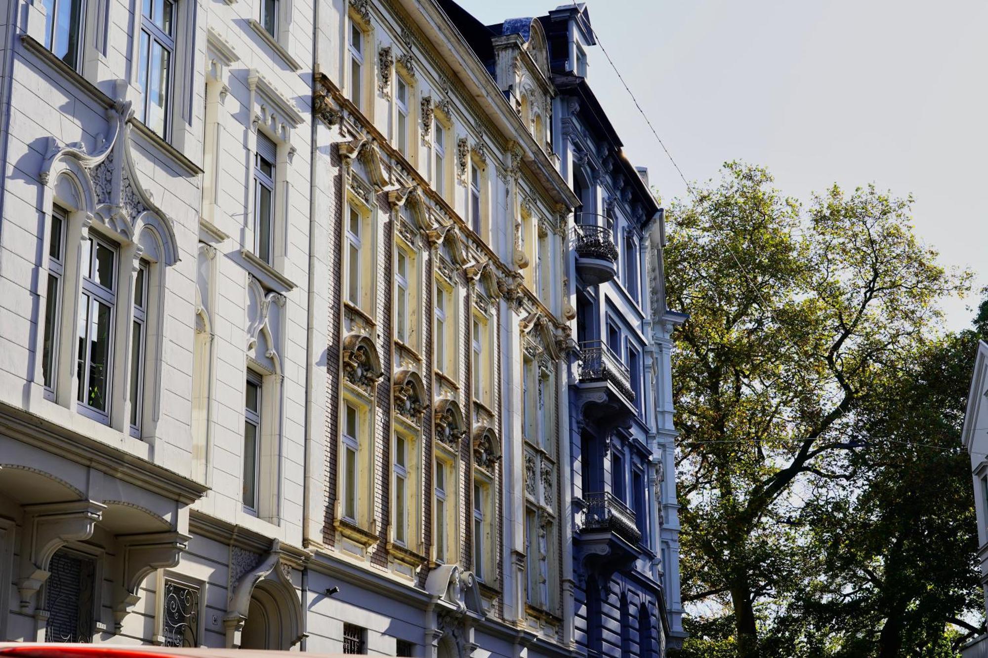 Luxurioeses Altbau Im Szenenviertel Apartment Вупертал Екстериор снимка